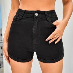 Slant Pocket Roll Hem Black Denim Shorts